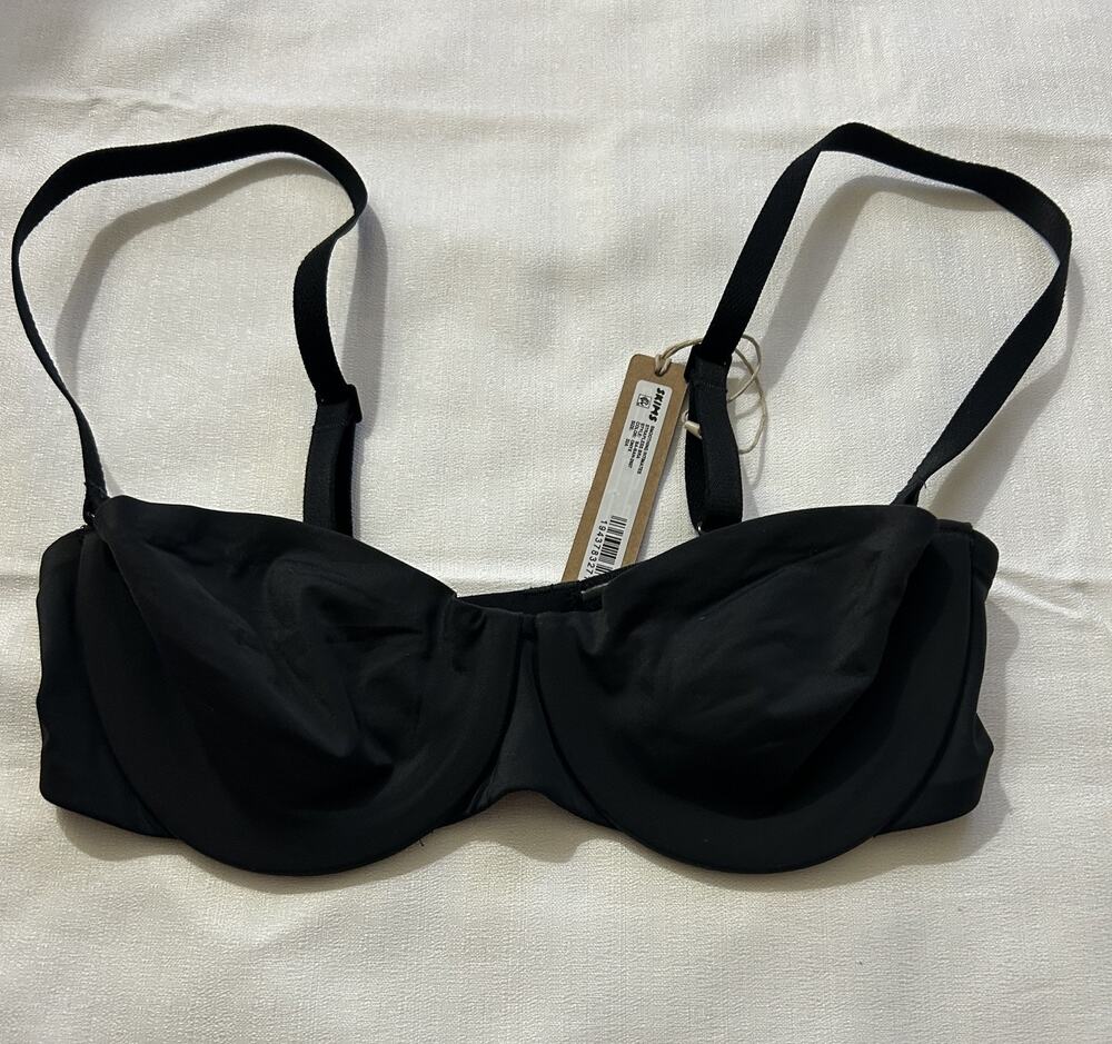 Skims Smoothing Intimates Buttery Soft Strapless Bra NWT Black Size 32A